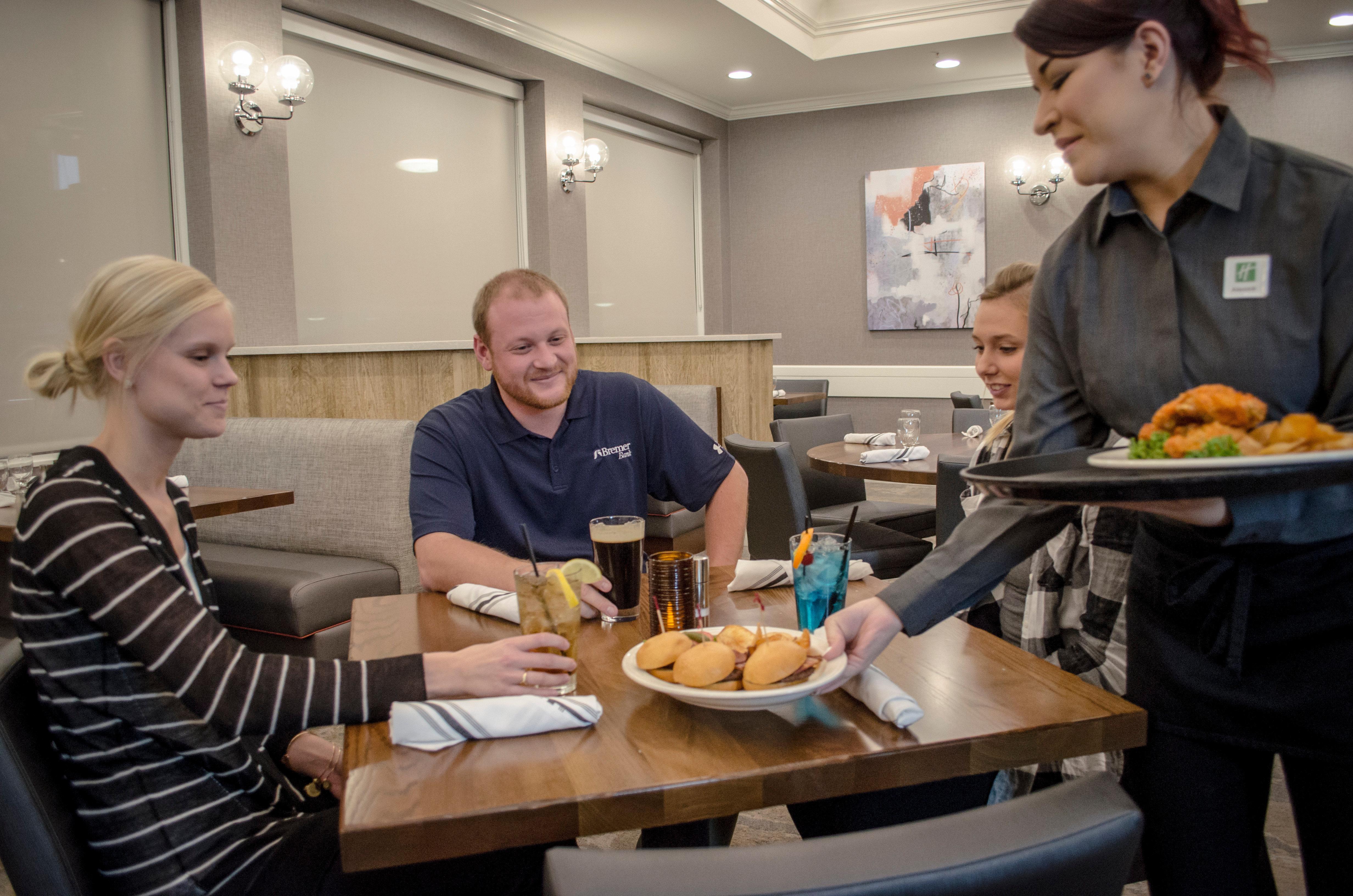Holiday Inn Fargo By Ihg Luaran gambar